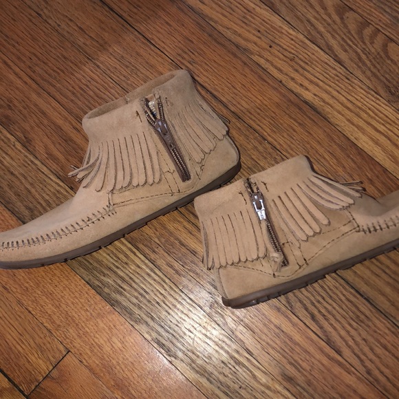 Minnetonka Women's Concho Feather Moccasins Size 7 - Picture 5 of 8